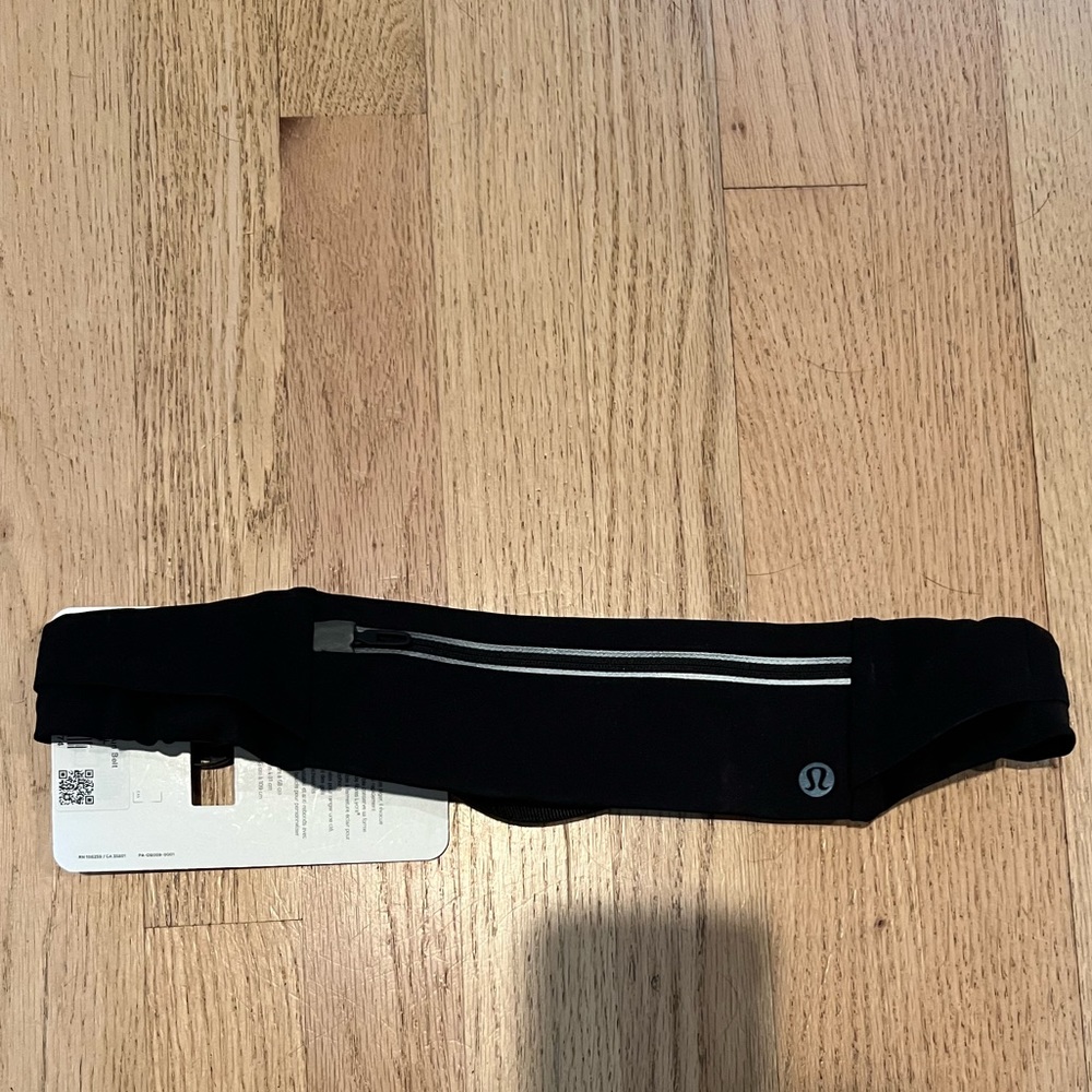 Lululemon Fast and Free Run Belt NEW